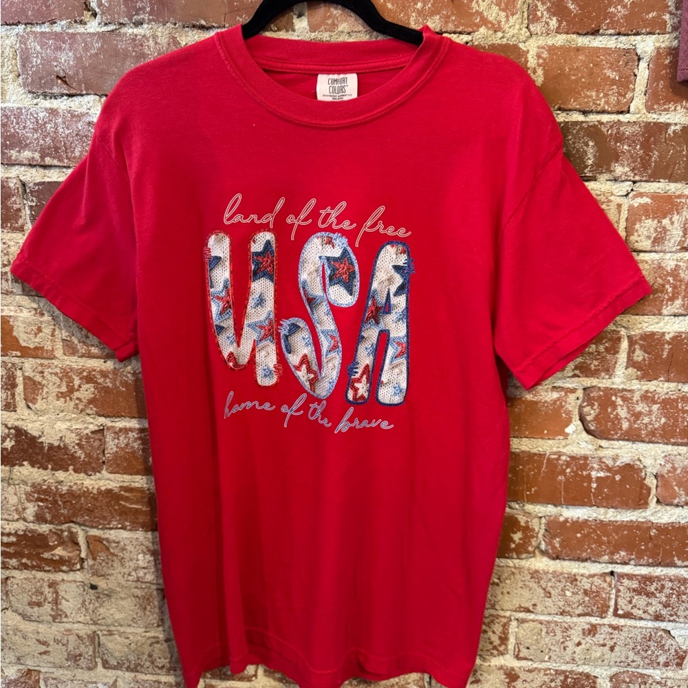 Comfort Colors Red USA Graphic Short Sleeve Tee